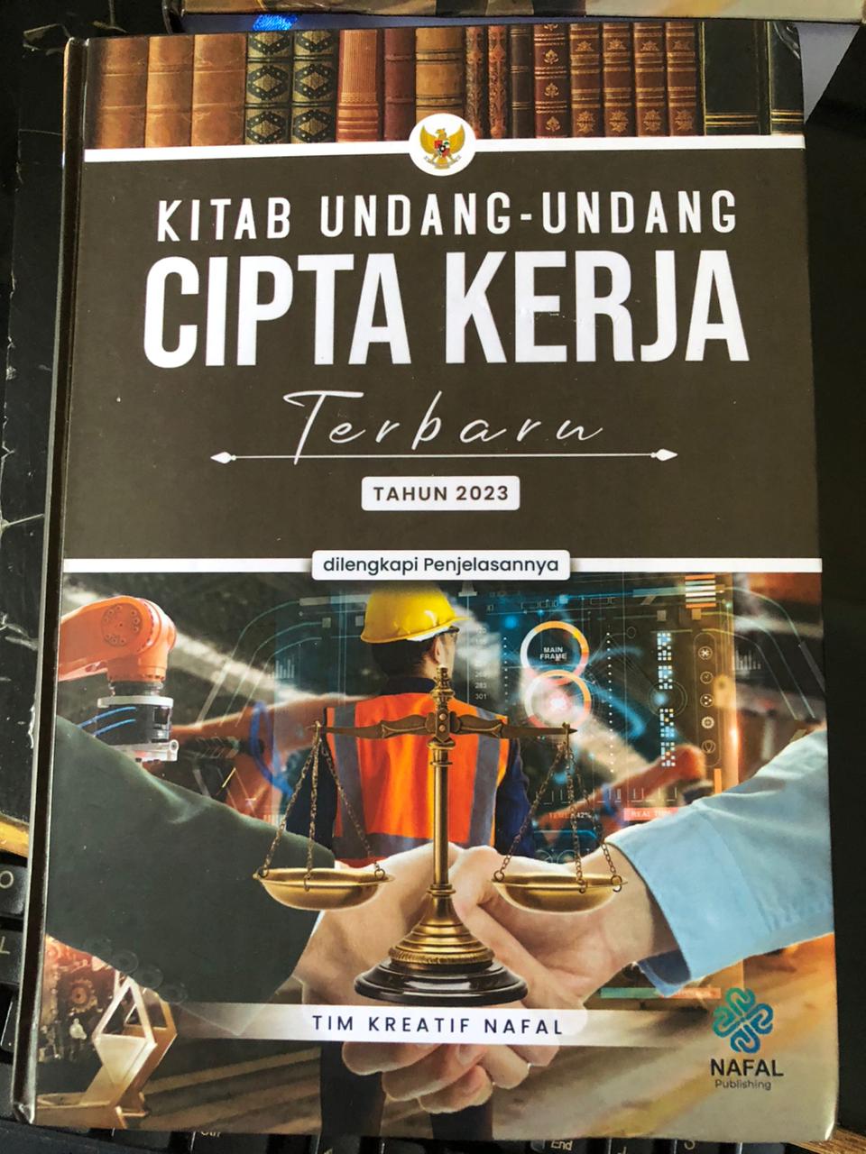 Gambar KITAB UNDANG-UNDANG CIPTA KERJA TERBARU TAHUN 2023