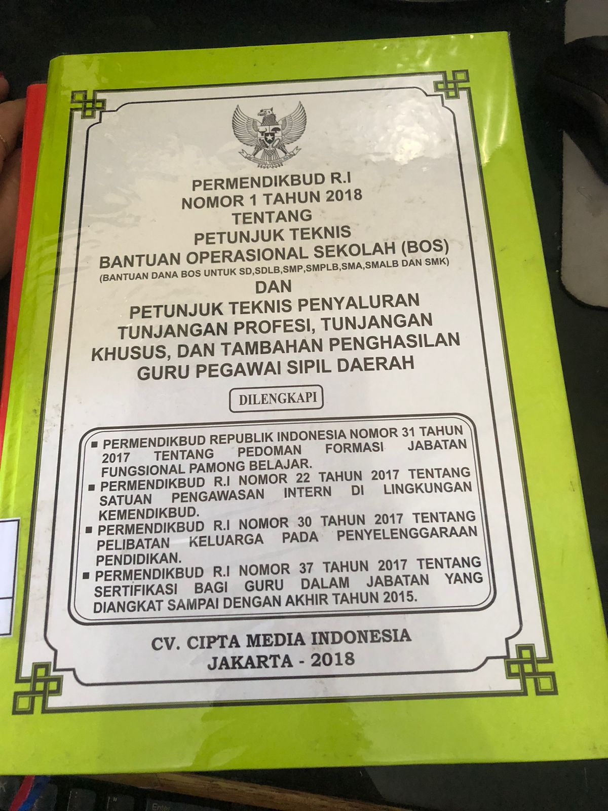 PETUNJUK TEKNIS BOS DAN PENYALURAN TUNJANGAN PROFESI, TUNJANGAN KHUSUS, DAN TAMBAHAN PENGHASILAN GURU (no 1 tahun 2018)