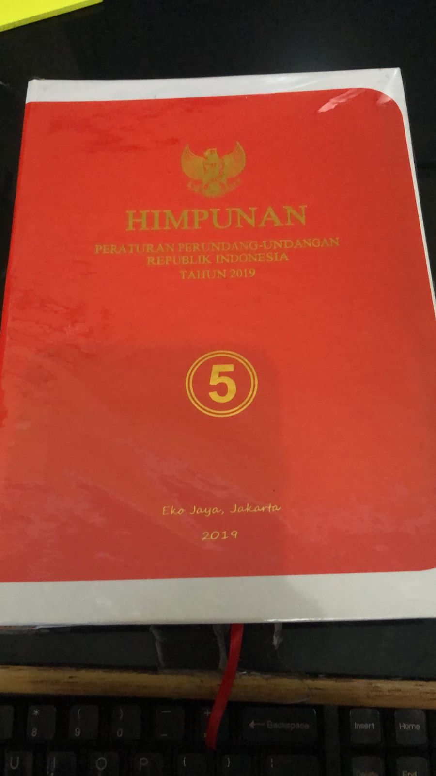 HIMPUNAN Peraturan Perundang-Undangan Republik Indonesia Tahun 2019