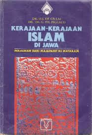 Gambar Kerajaan-Kerajaan Islam Di Jawa: Peralihan dari Majapahit ke Mataram